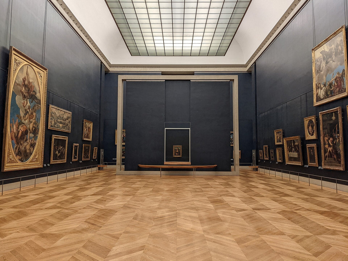 La Joconde exposée dans la salle des États au musée du Louvre