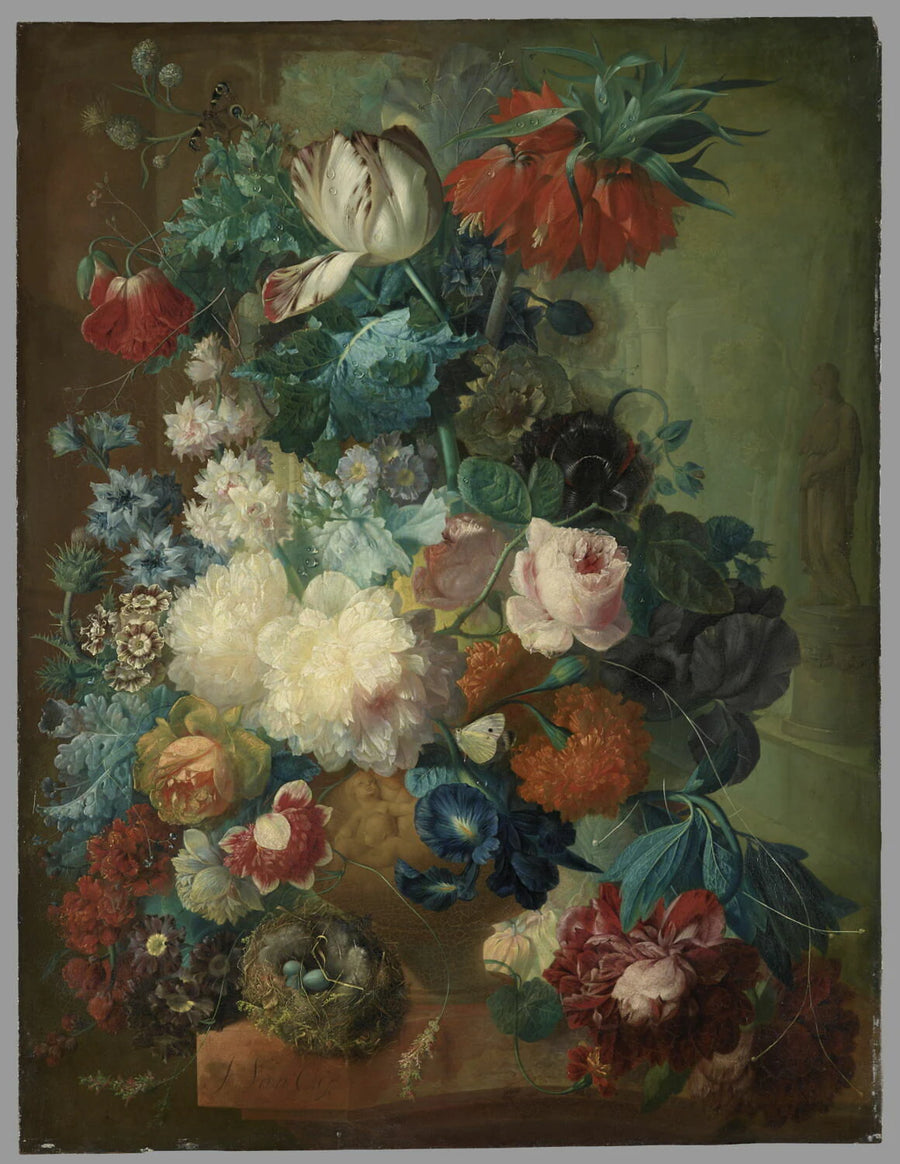 Fleurs dans un vase et nid d'oiseau sur fond de parc avec statues - Jan van Os