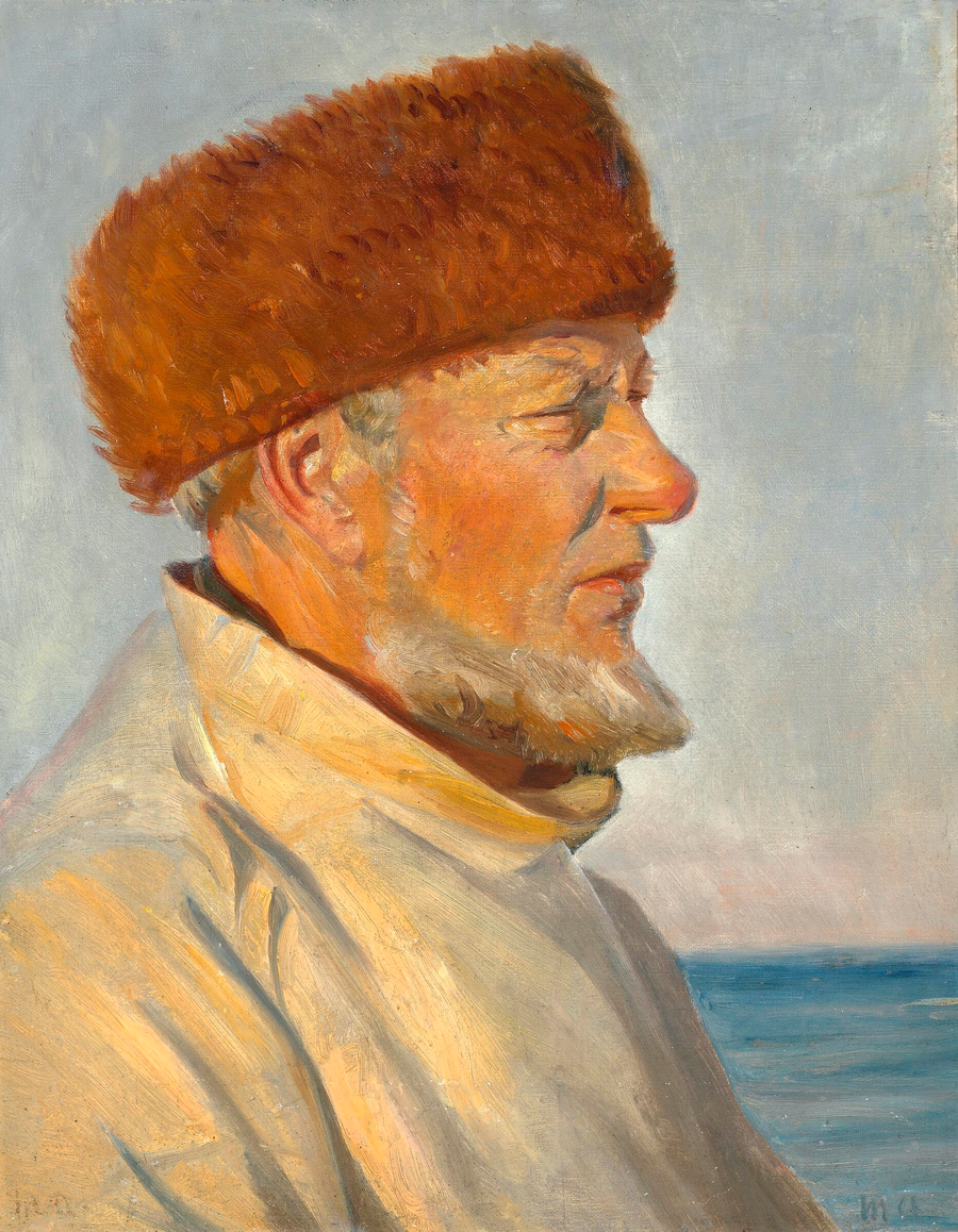 Pêcheur de Skagen, coiffé d'un chapeau de fourrure, au soleil sur la plage. - Michael Peter Ancher