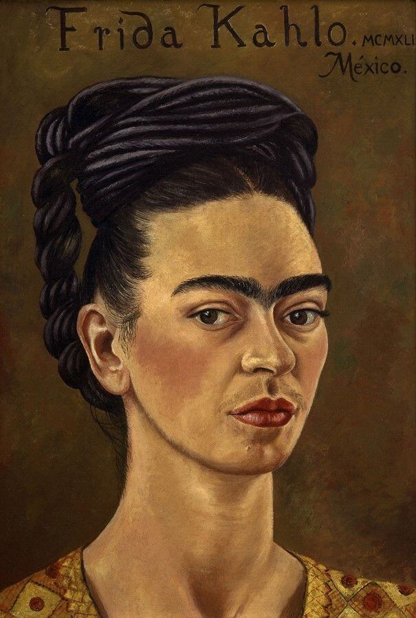 Autoportrait à la robe rouge et or - Frida Kahlo