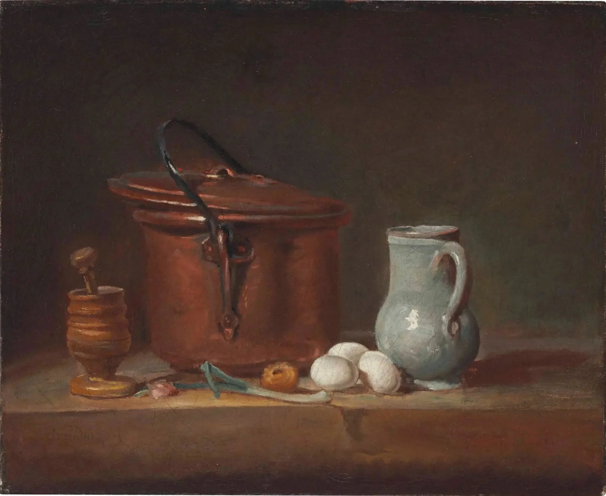 Une casserole en cuivre, un pilon et un mortier, un pichet, une ciboule, des œufs et un oignon sur une étagère - Jean Siméon Chardin image 1 copie peinte à la main à l’huile